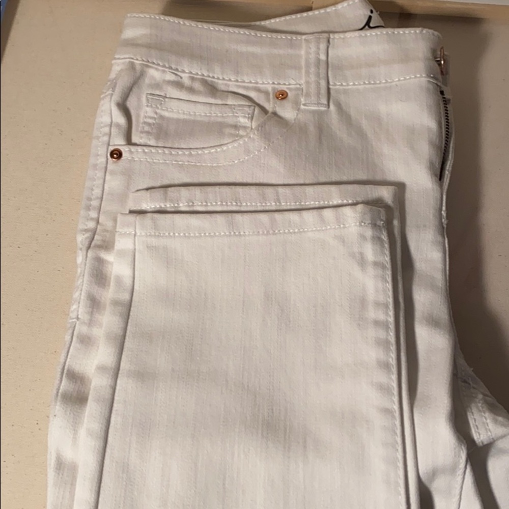 International Concepts women’s skinny jeans
